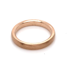 Load image into Gallery viewer, 9ct Red Gold, 3mm Soft Court Wedding Ring
