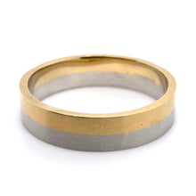 Load image into Gallery viewer, Platinum &amp; 18ct Yellow Gold, 5mm Flat Court Wedding Ring
