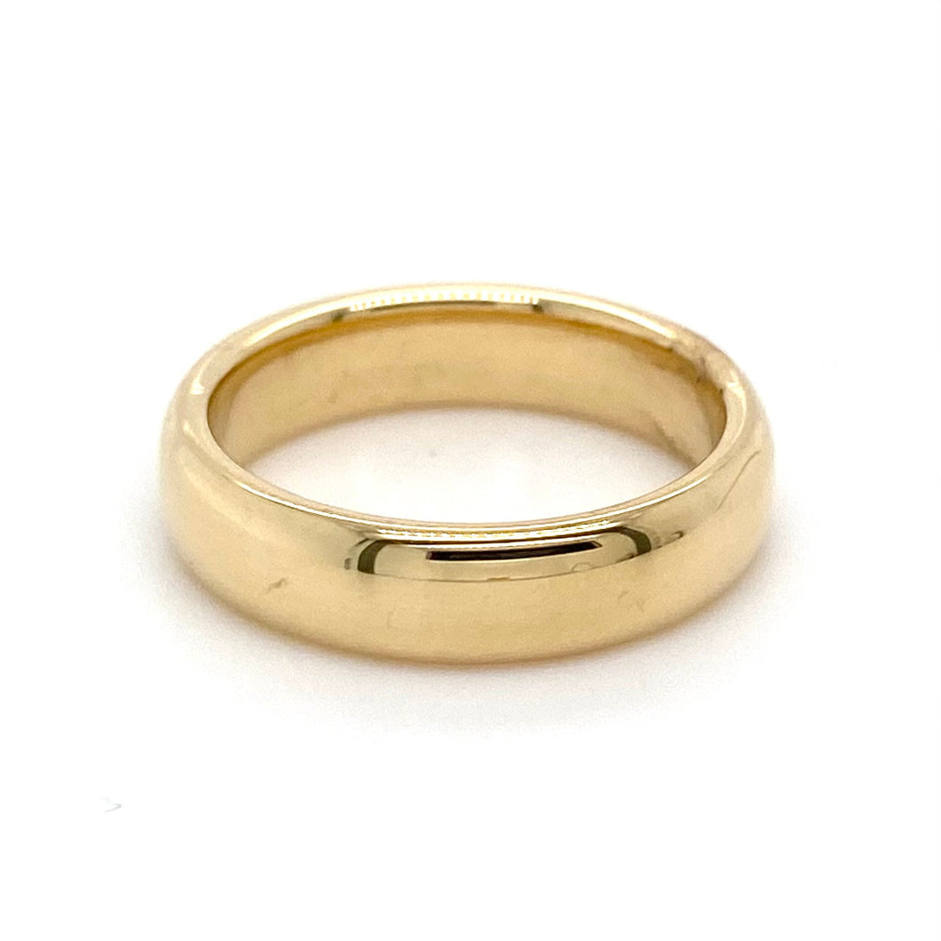 18ct Yellow Gold, 5mm Premium Court Wedding Ring