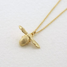 Load image into Gallery viewer, Inbetweeny Bee Necklace, 18ct Gold
